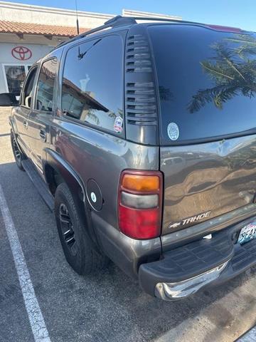 Photo of 2000 Medium Charcoal Gray Metallic Chevrolet Tahoe