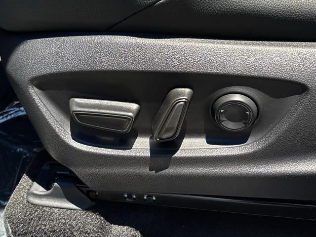 Photo of 2025 Wind Chill Pearl Toyota bZ4X
