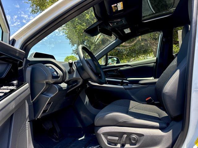 Photo of 2025 Wind Chill Pearl Toyota bZ4X