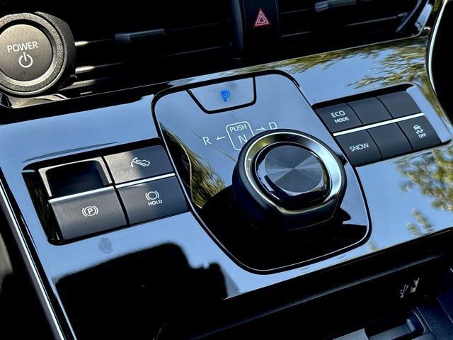 Photo of 2025 Wind Chill Pearl Toyota bZ4X