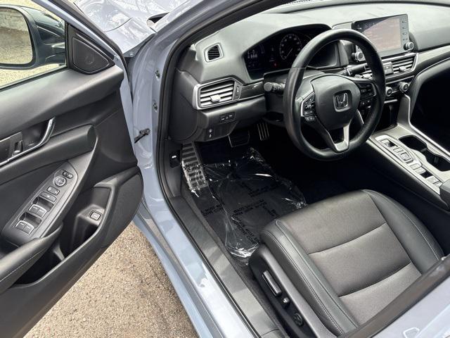 Photo of 2022 Sonic Gray Pearl Honda Accord Hybrid