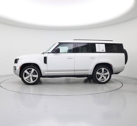 Photo of 2023 Fuji White Land Rover Defender