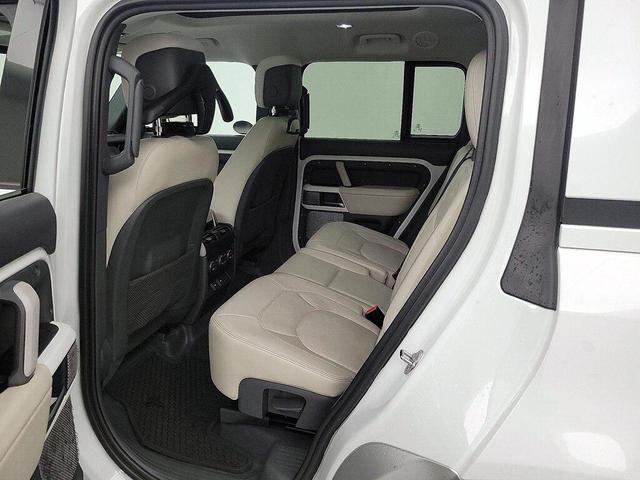 Photo of 2023 Fuji White Land Rover Defender
