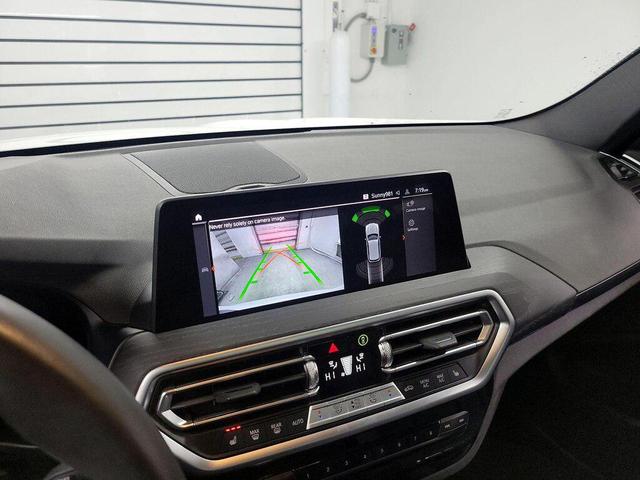 Photo of 2024 White BMW X3
