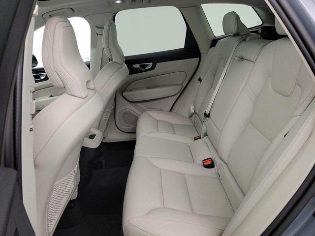Photo of 2024 Thunder Grey Metallic Volvo XC60