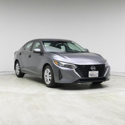 Photo of 2024 Gun Metallic Nissan Sentra