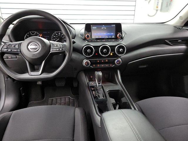 Photo of 2024 Gun Metallic Nissan Sentra