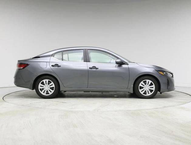 Photo of 2024 Gun Metallic Nissan Sentra