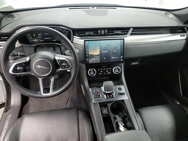 Photo of 2024 White Jaguar F-PACE