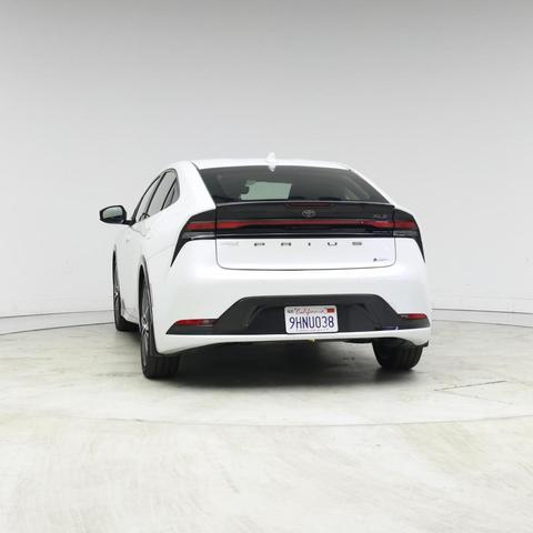 Photo of 2023 White Toyota Prius