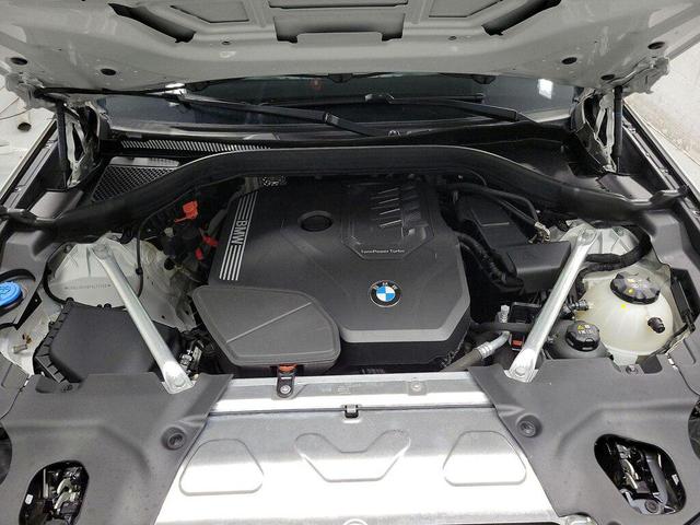 Photo of 2023 Mineral White Metallic BMW X3