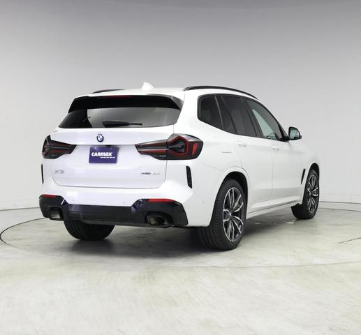 Photo of 2023 Mineral White Metallic BMW X3