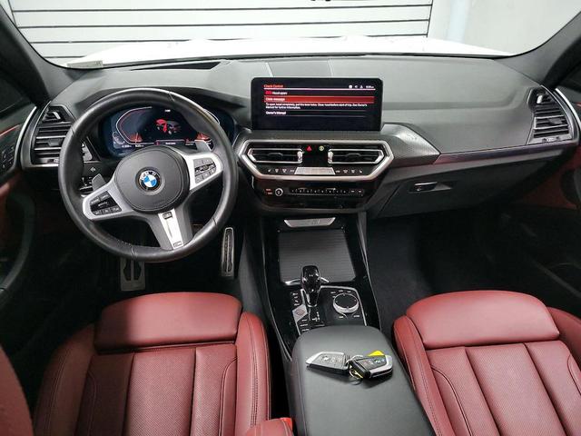 Photo of 2023 Mineral White Metallic BMW X3