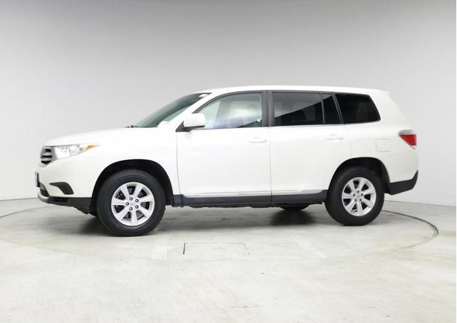 Photo of 2013 Blizzard Pearl Toyota Highlander
