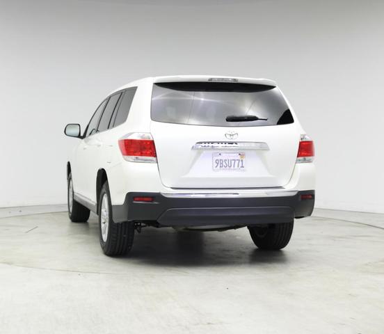 Photo of 2013 Blizzard Pearl Toyota Highlander