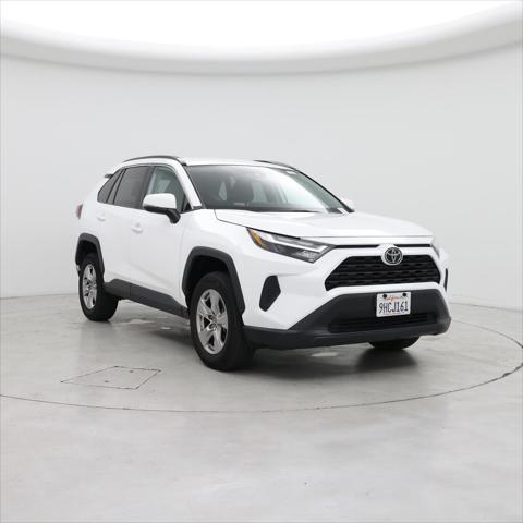 Photo of 2023 Ice Cap Toyota RAV4