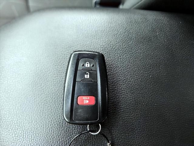 Photo of 2023 Ice Cap Toyota RAV4
