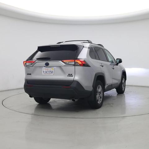 Photo of 2024 Silver Sky Metallic Toyota RAV4 Hybrid