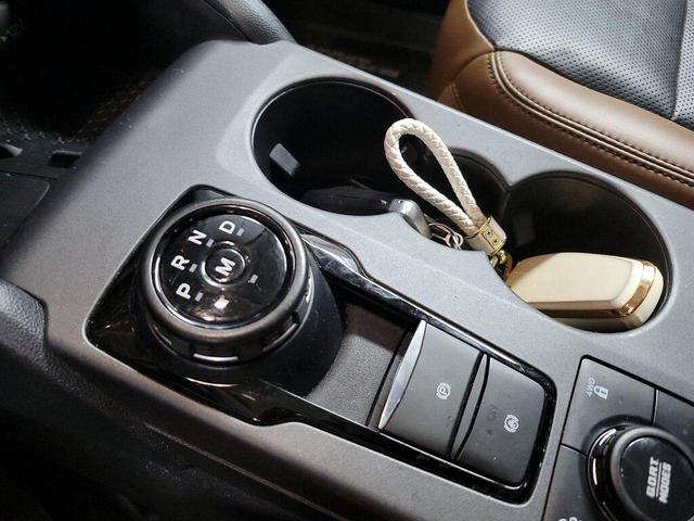 Photo of 2022 Cyber Orange Metallic Tricoat Ford Bronco Sport