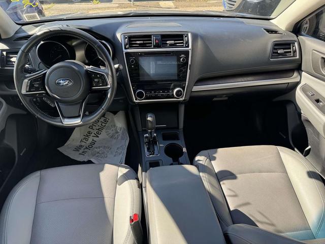 Photo of 2018 Twilight Blue Metallic Subaru Outback