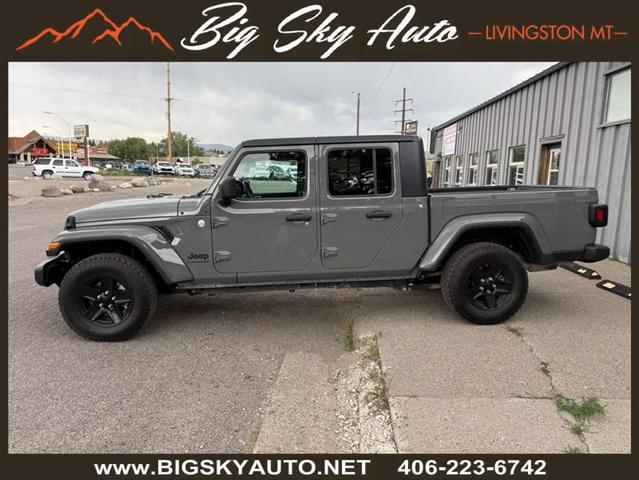 Photo of 2021 Gray Jeep Gladiator