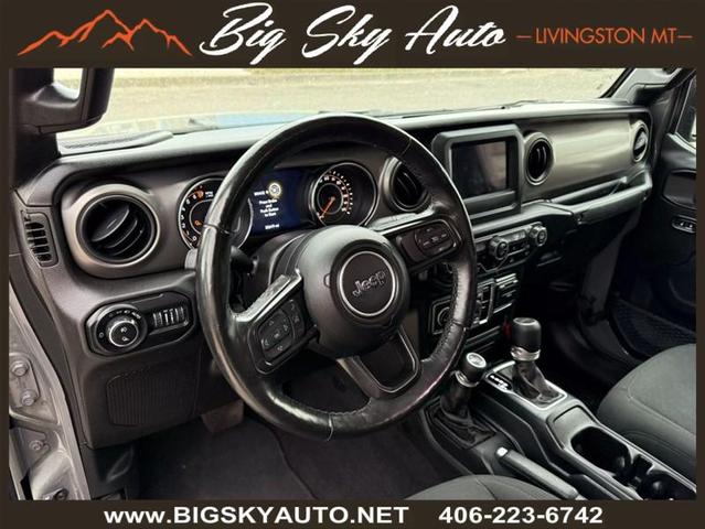 Photo of 2021 Gray Jeep Gladiator