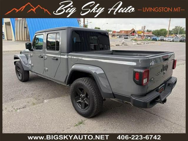 Photo of 2021 Gray Jeep Gladiator
