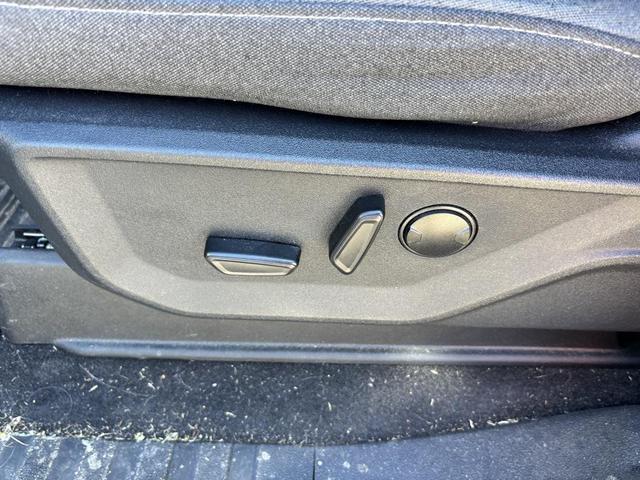 Photo of 2023 Antimatter Blue Metallic Ford F-150
