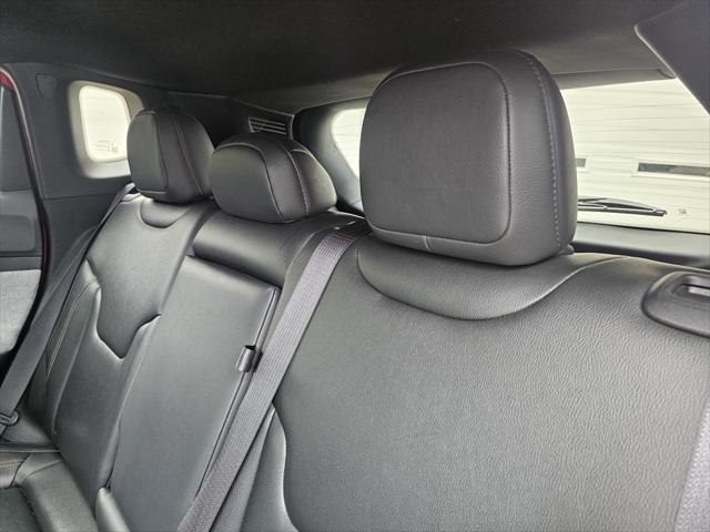 Photo of 2024 Red Hot Pearlcoat Jeep Compass