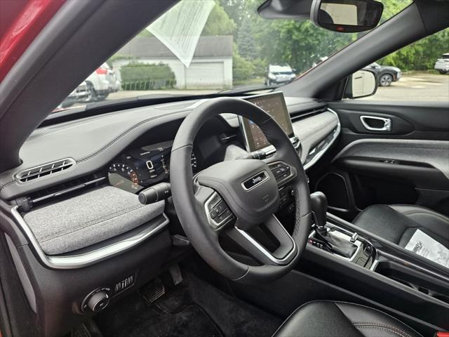 Photo of 2024 Red Hot Pearlcoat Jeep Compass
