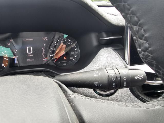 Photo of 2024 Red Hot Pearlcoat Jeep Compass