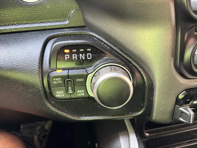 Photo of 2022 Diamond Black Crystal Pearlcoat RAM 1500