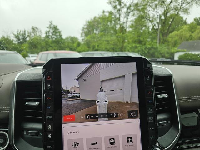 Photo of 2025 Ivory White Tri-Coat Pearlcoat RAM 1500