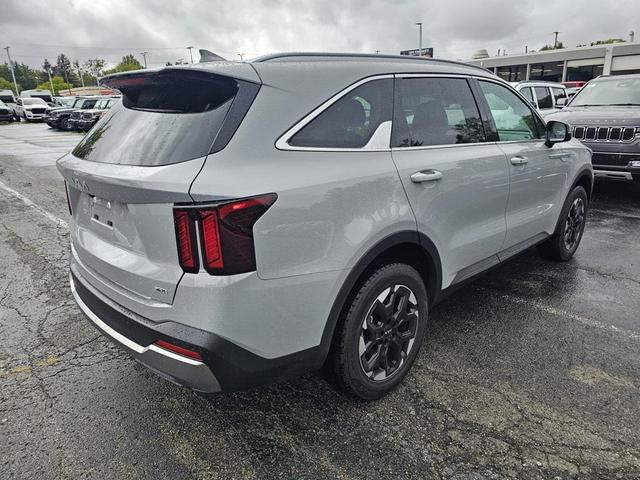Photo of 2025 Wolf Gray Kia Sorento
