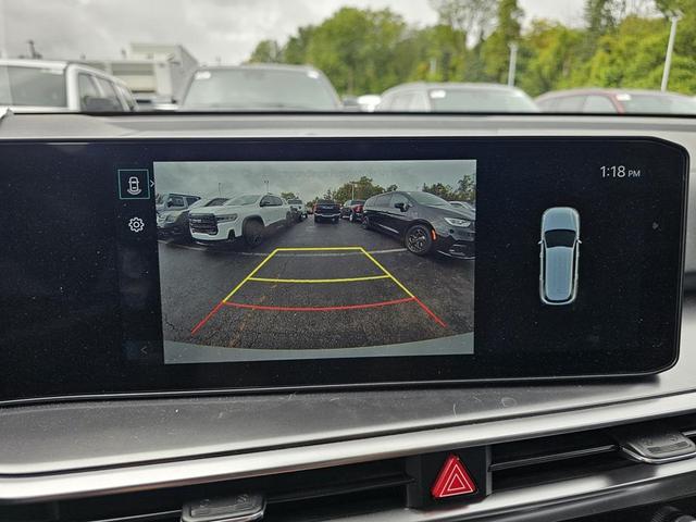 Photo of 2025 Wolf Gray Kia Sorento