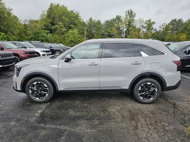Photo of 2025 Wolf Gray Kia Sorento