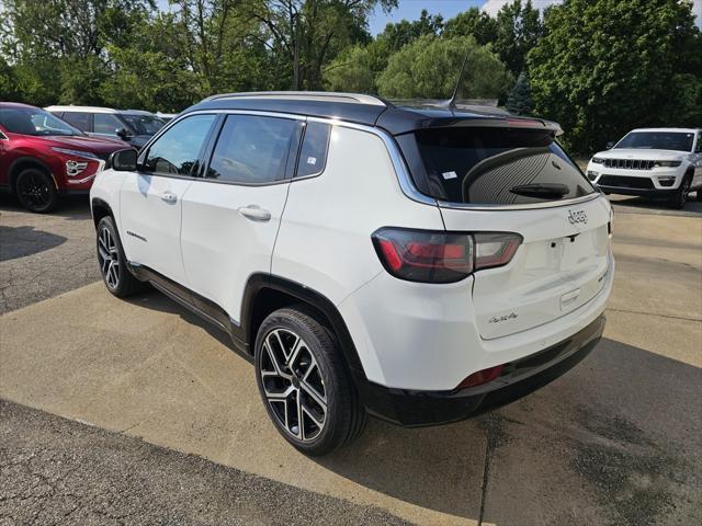 Photo of 2025 Bright White Clearcoat Jeep Compass