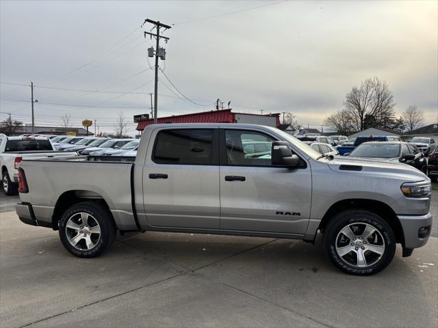 Photo of 2025 Billet Silver Metallic Clearcoat RAM 1500