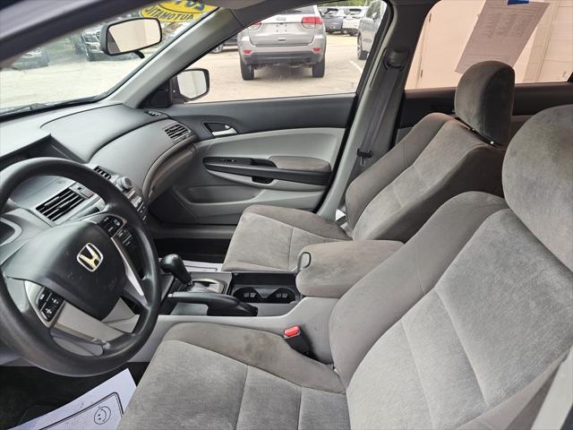 Photo of 2010 Royal Blue Pearl Honda Accord