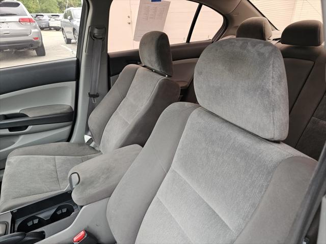 Photo of 2010 Royal Blue Pearl Honda Accord