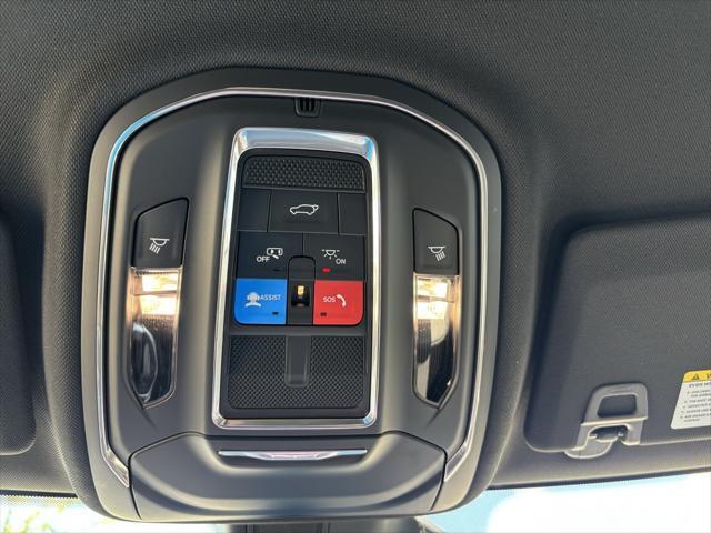 Photo of 2025 Velvet Red Pearlcoat Jeep Grand Cherokee