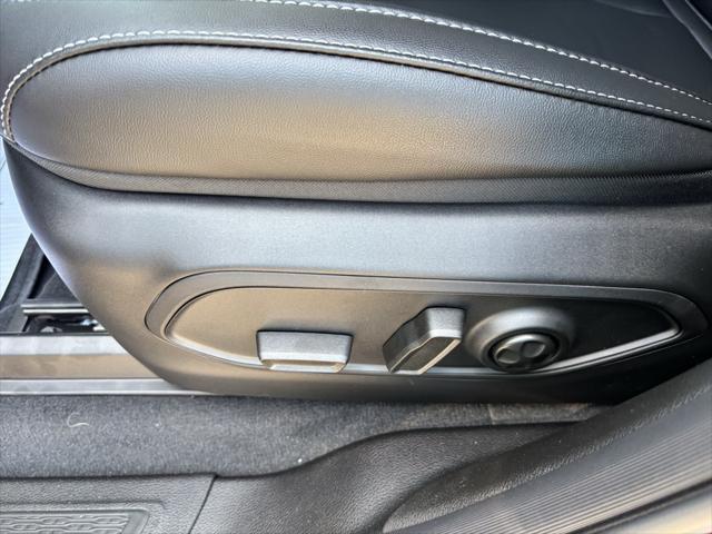 Photo of 2025 Velvet Red Pearlcoat Jeep Grand Cherokee