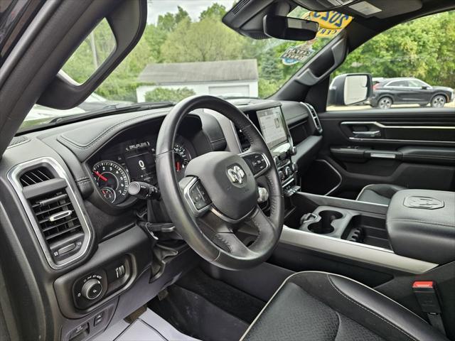 Photo of 2023 Diamond Black Crystal Pearlcoat RAM 1500