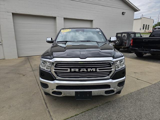 Photo of 2023 Diamond Black Crystal Pearlcoat RAM 1500