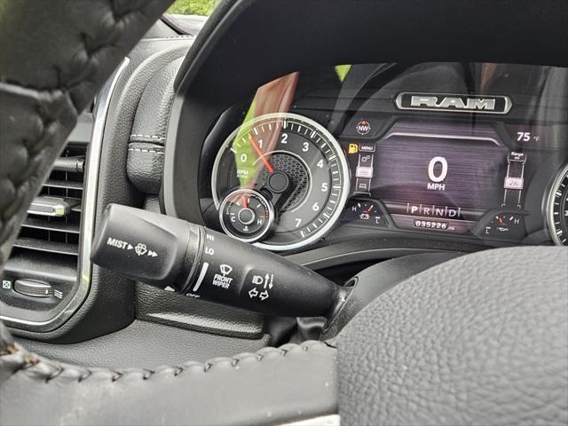 Photo of 2023 Diamond Black Crystal Pearlcoat RAM 1500