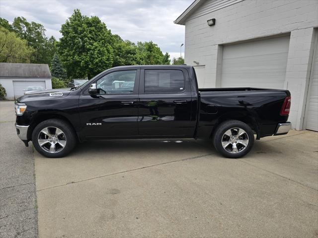 Photo of 2023 Diamond Black Crystal Pearlcoat RAM 1500