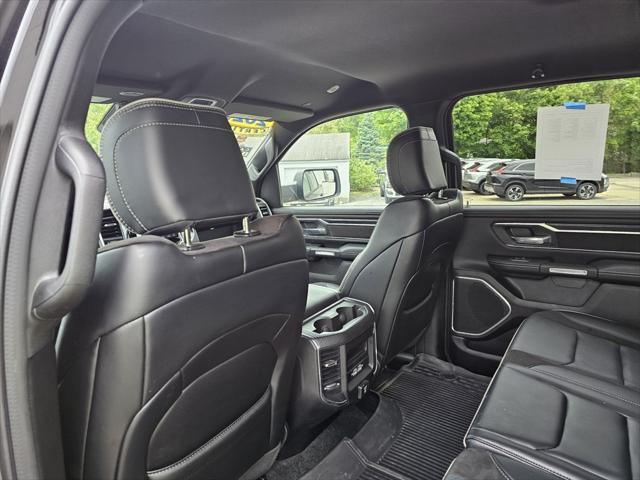 Photo of 2023 Diamond Black Crystal Pearlcoat RAM 1500