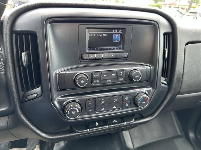 Photo of 2017 Black Chevrolet Silverado 1500
