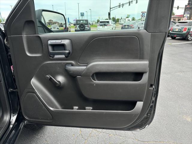 Photo of 2017 Black Chevrolet Silverado 1500