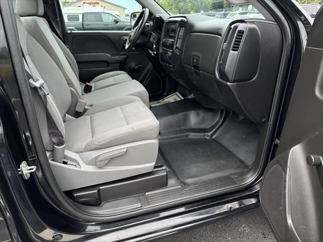Photo of 2017 Black Chevrolet Silverado 1500